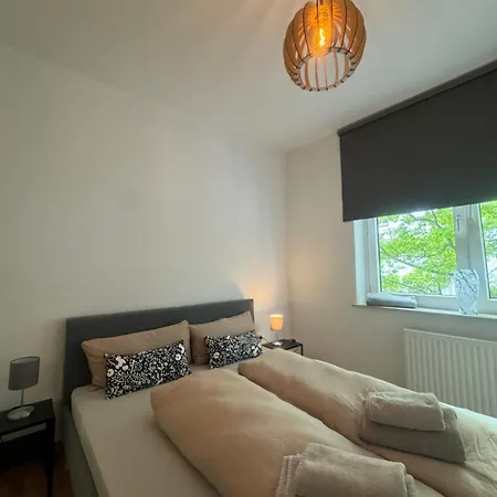 Moderne Vollausgestattete Super Schoene Zentrale Wohnung Mitten In Ruettenscheid Naehe Messe Essen Buitenkant foto